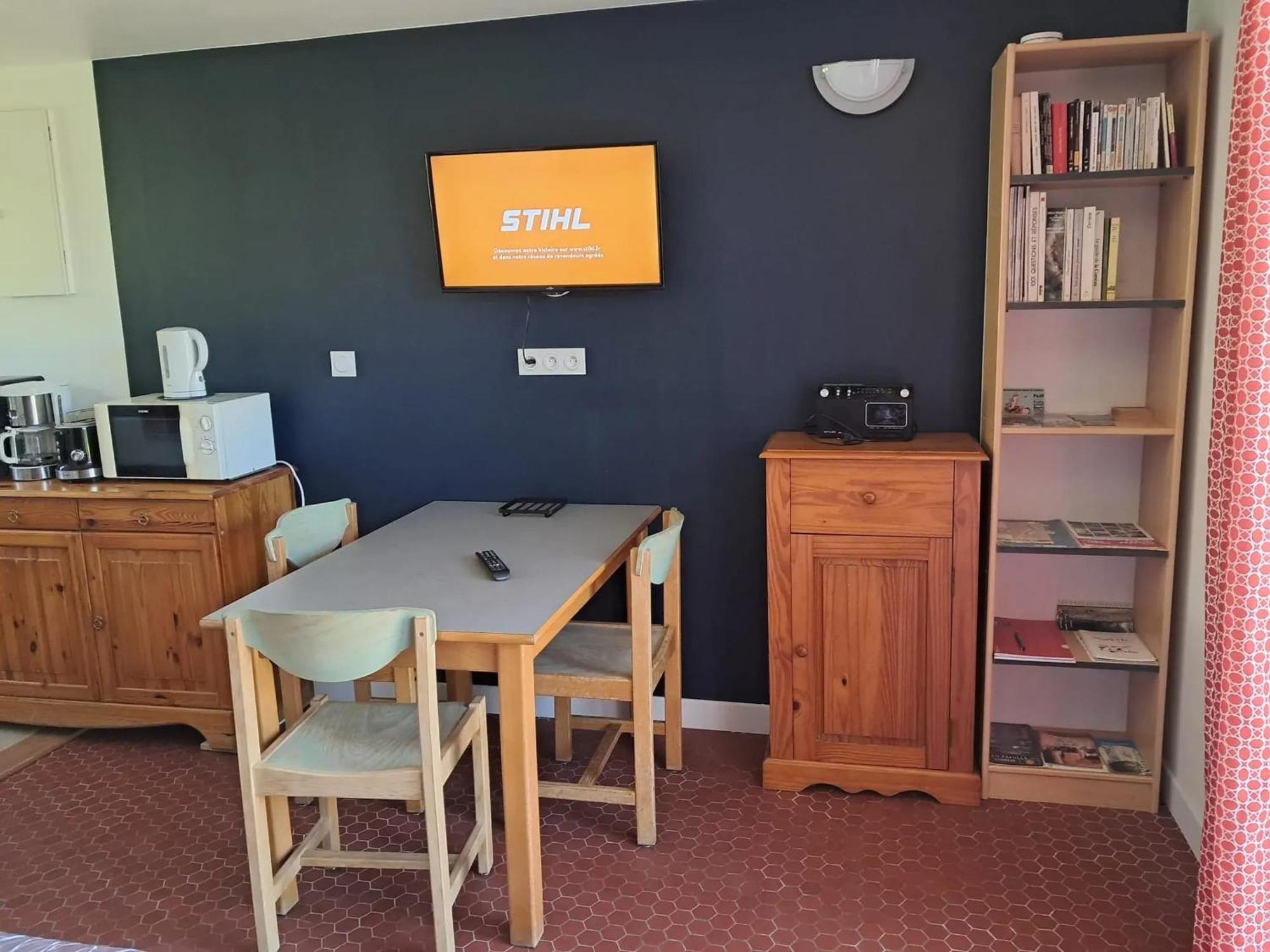 Studio Charmant A Treignac Avec Terrasse De 22 M² Exterior photo